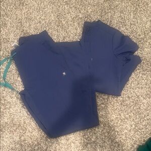 Figs Women's Scrub Set in Navy Blue